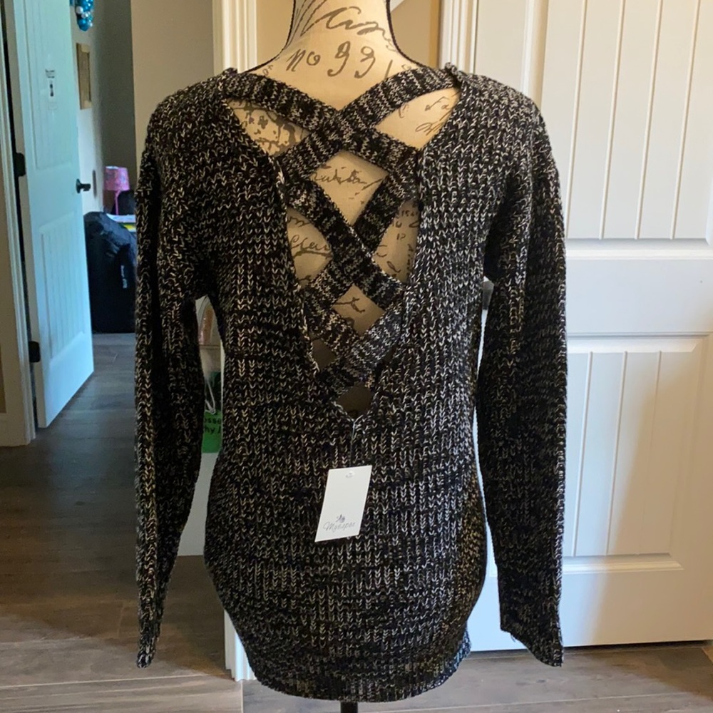 Women’s sweater